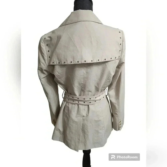 Cache short trench - Picture 3 of 4